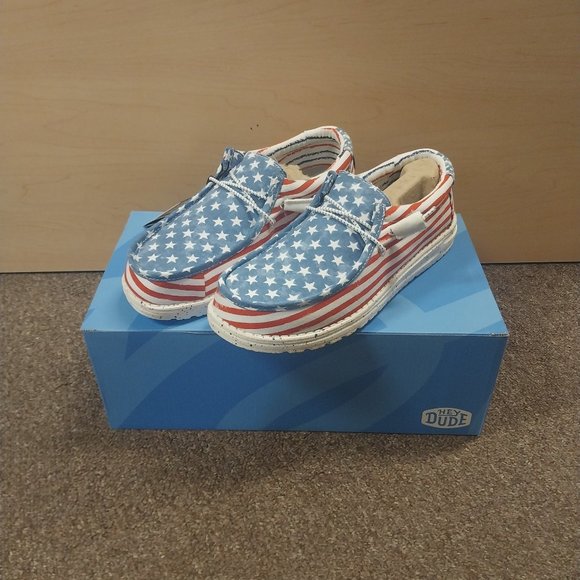 Hey Dude Men's Wally Patriotic Stars and Stripes Shoe - Picture 2 of 3